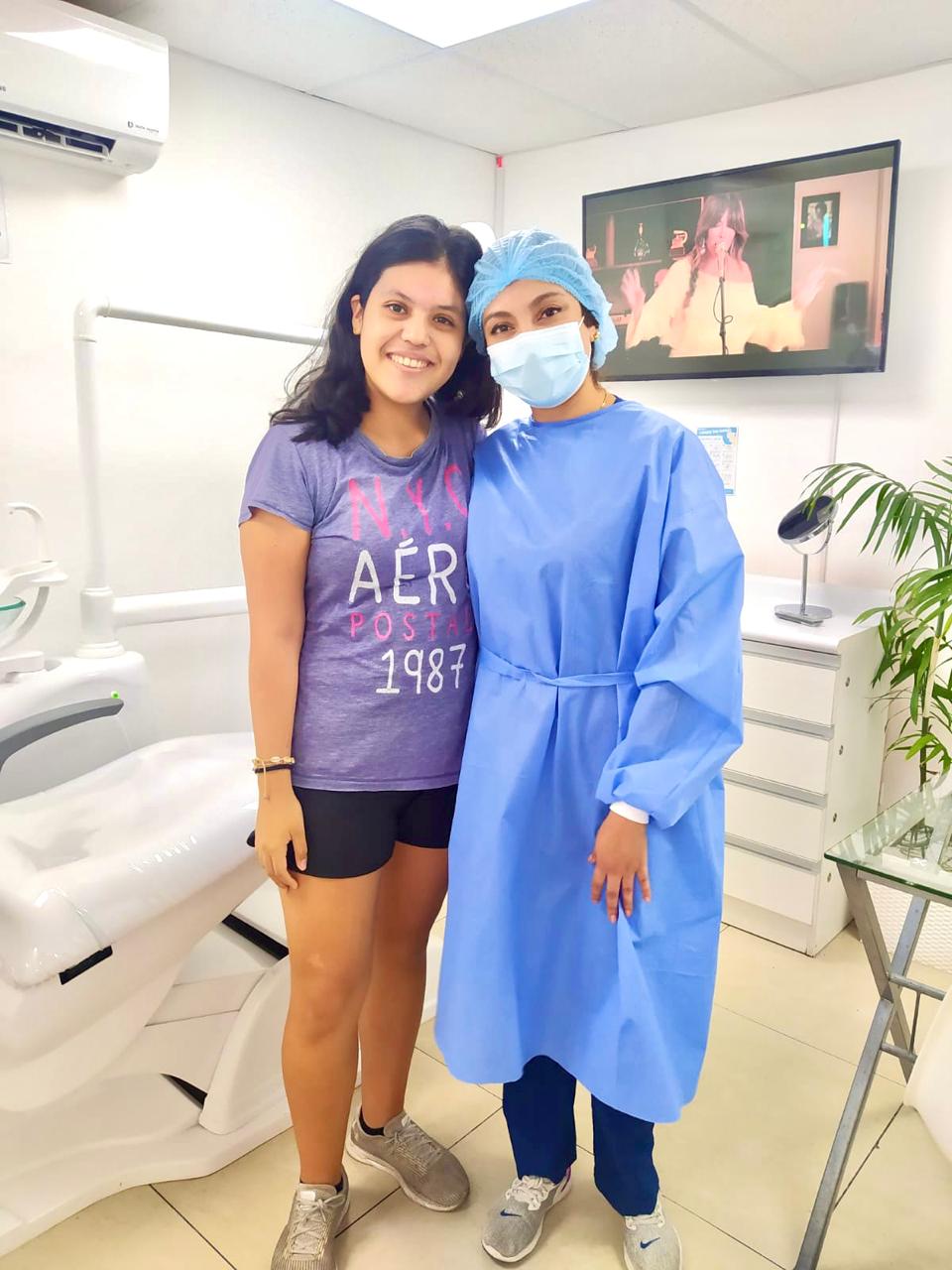 Sonrisas en DentoLima